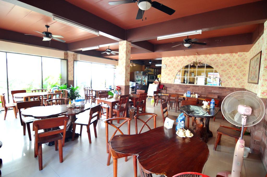 The Famous House - Jomtien Ξενοδοχείο Εξωτερικό φωτογραφία