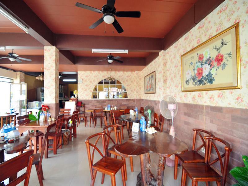 The Famous House - Jomtien Ξενοδοχείο Εξωτερικό φωτογραφία